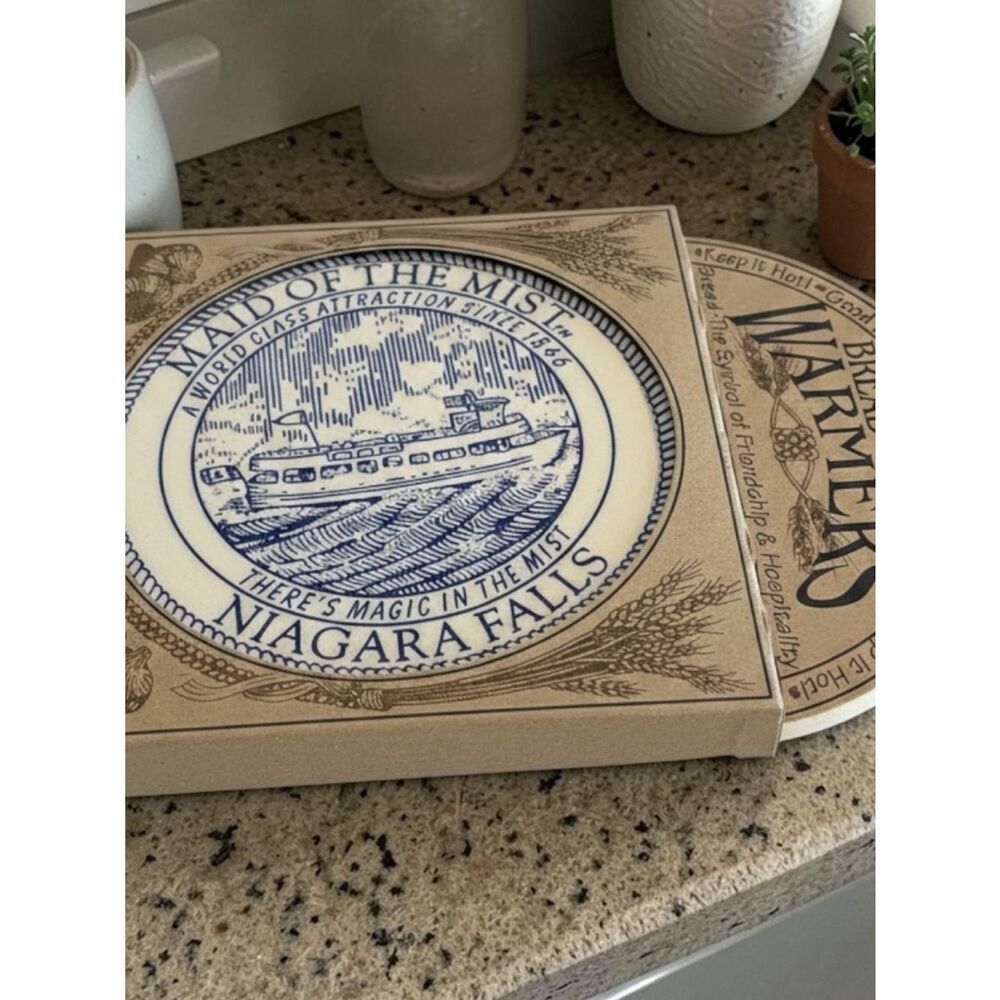 Vintage Niagara Falls Bread & Bun Warmer Porcelain Plate in Box Kitchen NWOT
